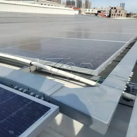 Sistema de gestión de bandejas de cables de paneles solares
